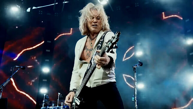 DEF LEPPARD Release Behind The Stadium Tour Video, Episode 13: "I Don't Take It For Granted"