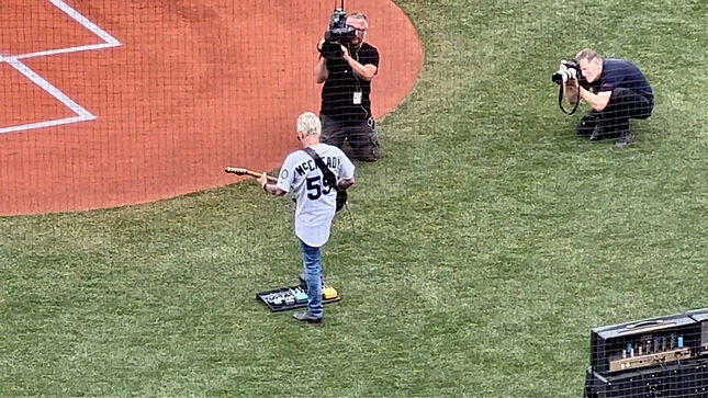 PEARL JAM Guitarist MIKE MCCREADY Performs US National Anthem Before Seattle Mariners Vs. Detroit Tigers Game; Video