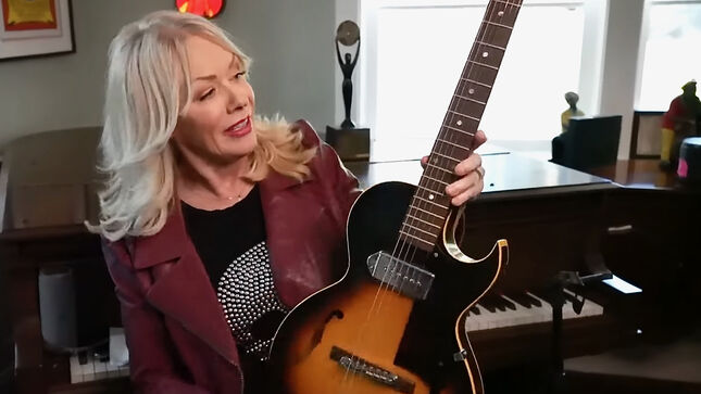 HEART's NANCY WILSON Is Selling Some Of Her Storied Instruments; "The Official Nancy Wilson Reverb Shop" Opens October 19; Video Preview