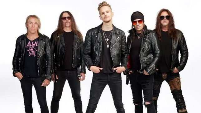 SKID ROW Guitarist DAVE "SNAKE" SABO On New Vocalist ERIK GRÖNWALL - "He's Grown Into An Absolute Beast Of A Singer"