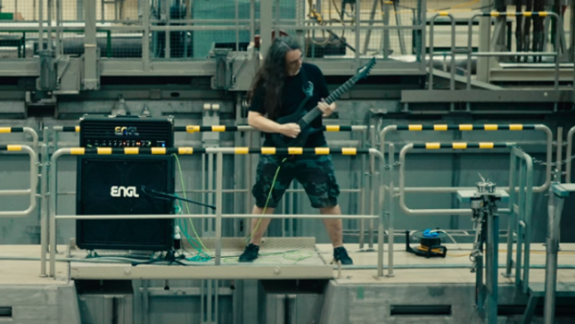 Producer GLENN FRICKER Plays METALLICA's "Master Of Puppets" Inside A Nuclear Reactor (Video)