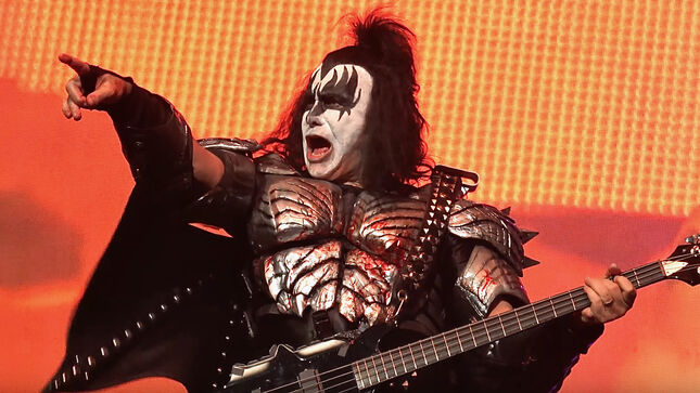 GENE SIMMONS Guests On Club Random Podcast With BILL MAHER (Video)