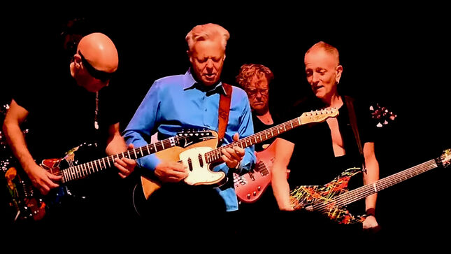 Watch JOE SATRIANI, PHIL COLLEN, And TOMMY EMMANUEL Perform At G4 Experience 2018; Video
