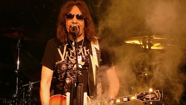 ACE FREHLEY Performs KISS Classics In Holland, Michigan; HD Video