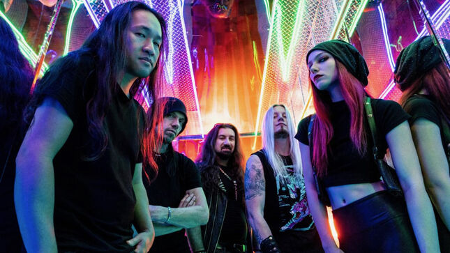 DRAGONFORCE Guitarist HERMAN LI Looks Back On The Band's Early Years - "Going Against The Grain Of What Was Popular At That Time" 