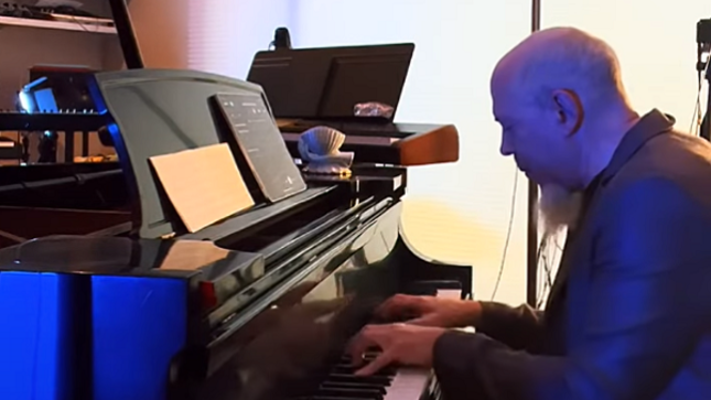 DREAM THEATER Keyboardist JORDAN RUDESS Shares "Virtual Duet" With ROD STEWART And ELLA FITZGERALD On New Year's Eve (Video)