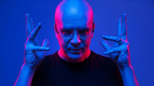 DEVIN TOWNSEND - Lightwork Track-By-Track Part 2: "Lightworker" (Video)