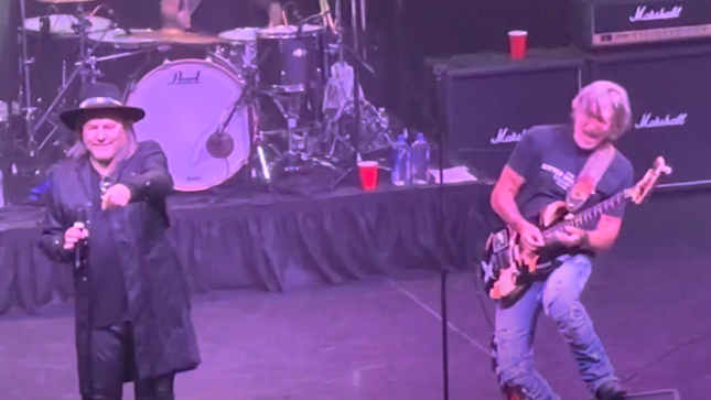 GEORGE LYNCH Joins DOKKEN For Three Classics At Waterloo, NY Show; Fan-Filmed Video Avauilable