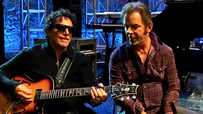Feuding JOURNEY Bandmates NEAL SCHON And JONATHAN CAIN Hire Off-Duty Police Officers To Guard Dressing Rooms On Tour