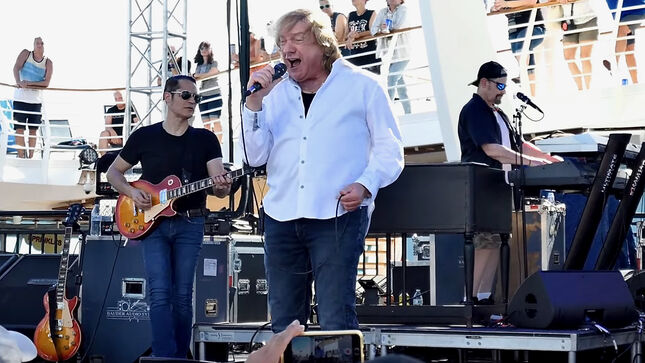 LOU GRAMM Performs FOREIGNER Classics On Rock Legends Cruise X; Video