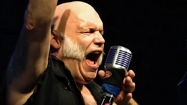 BLAZE BAYLEY – Former IRON MAIDEN Frontman Suffers Heart Attack, In “Stable Condition”