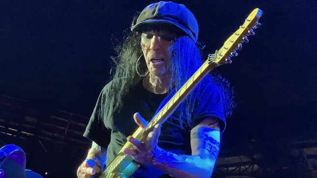 MÖTLEY CRÜE Manager Slams MICK MARS Lawsuit - "What's Upsetting To Me Is Not Mick, But His Representatives; It's Called Elder Abuse"