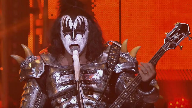 Update: GENE SIMMONS Is OK - "Extreme Humidity, Bad Food, And A Stage Full Of Fire Don't Mix Well"