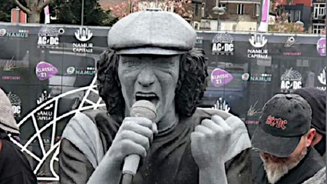Statue Of BRIAN JOHNSON Unveiled In Namur, Belgium To Commemorate His First Ever Performance With AC/DC; Video And Photos Available