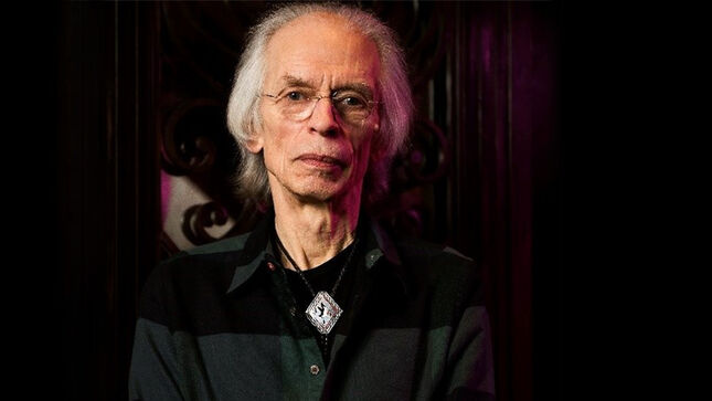 YES Guitarist STEVE HOWE On Possibility Of Classic Line-Up Reunion - "It's Something I'm Absolutely Resistant To Because I Remember The Fiasco Of The Union Tour" 