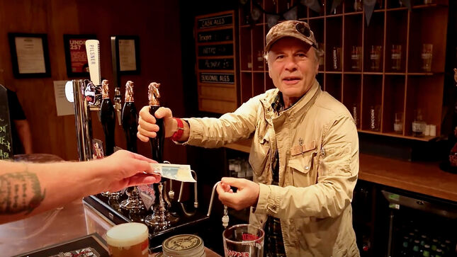 IRON MAIDEN's BRUCE DICKINSON Surprises Fans At Stockport's Robinsons Brewery; Video