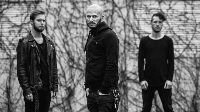 Germany's THE HIRSCH EFFEKT To Release Urian Album In September; "Agora" Music Video Streaming