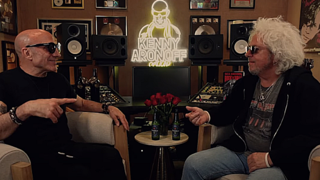 TOTO Guitarist STEVE LUKATHER Featured In Career-Spanning Interview With Drum Legend KENNY ARONOFF (Video)