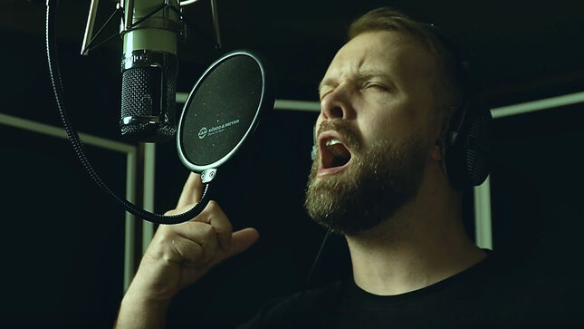 LEPROUS Frontman EINAR SOLBERG Launches Sing-Through Video For "Over The Top"