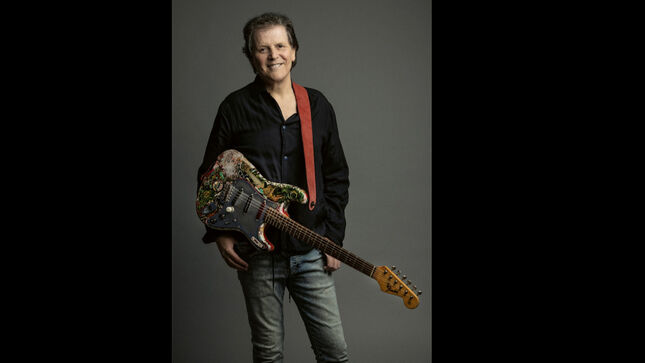 YES Legend TREVOR RABIN Signs To InsideOutMusic; First Vocal-Led Solo Album In 30+ Years Due In October; Video Message
