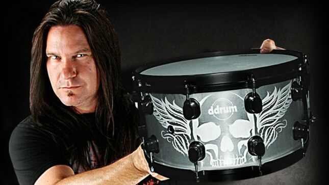 Former MEGADETH Drummer SHAWN DROVER Weighs In On Bands Using Backing Tracks - "Who Cares? Go There And Have A Good Time At The Concert"