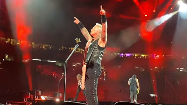 METALLICA - Fan-Filmed Video Of First No Repeat Weekend Show In Montreal Streaming; Full Setlist Revealed, "Hardwired" Makes M72 Tour Debut