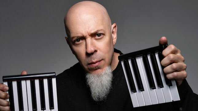 DREAM THEATER Keyboardist JORDAN RUDESS Performs Snippet Of DEVIN TOWNSEND's "Lightworker" On Piano (Video) 