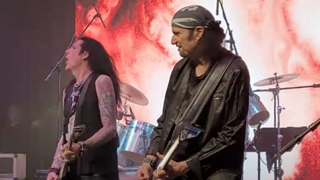 BRUCE KULICK BAND Feat. TODD KERNS Performs Alive III At KISS Cancer Goodbye 2023; Fan-Filmed Video