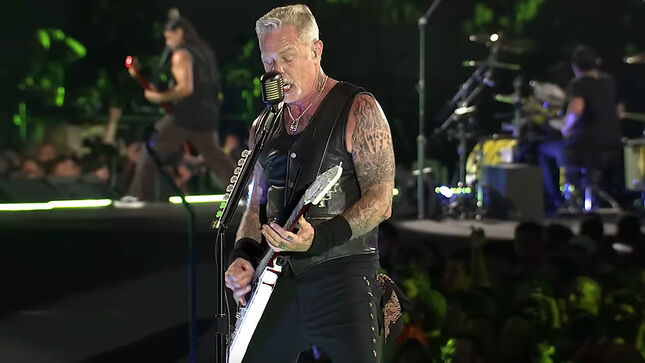 Watch METALLICA Perform "Leper Messiah" In Montréal; Official Live Video Streaming