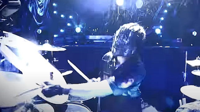 SLIPKNOT's JAY WEINBERG Shares "Sarcastrophe" Live Drumcam Footage From 2015