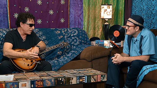 Guitarist NEAL SCHON Talks Origins Of JOURNEY Classic "Wheel In The Sky" With PROFESSOR OF ROCK (Video)