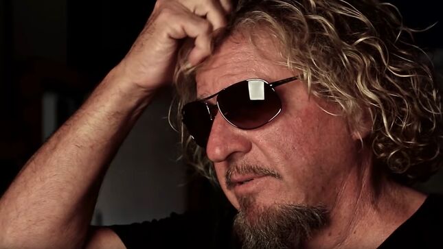 SAMMY HAGAR Reflects On Joining VAN HALEN In 1985 - "Looking Back Now, It's Even More Obvious That Band Was Built Around EDDIE VAN HALEN's Guitar Playing"