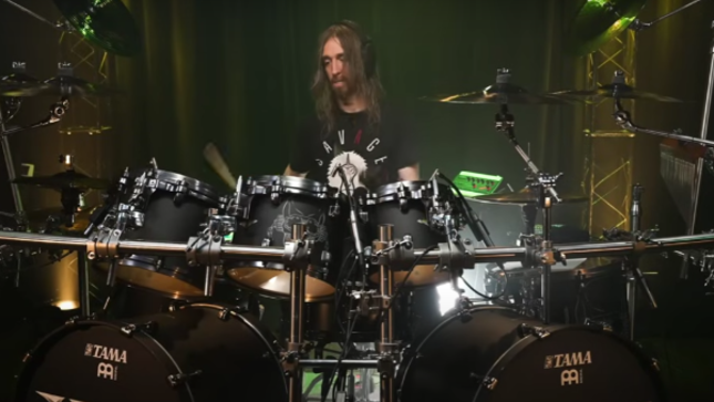 MEGADETH Drummer DIRK VERBEUREN Learns How To Play BLINK- 182 Single "Edging" As Fast As Possible - "TRAVIS BARKER Is Amazing" (Video)