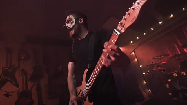 FROG LEAP Multi-Instrumentalist LEO MORACCHIOLI Shares Metal Cover Of Halloween Movie Theme (Video)