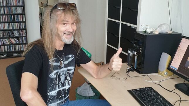 AYREON Mastermind ARJEN LUCASSEN Resurrects PLAN NINE, Re- Records Planned Debut Album 30 Years Later