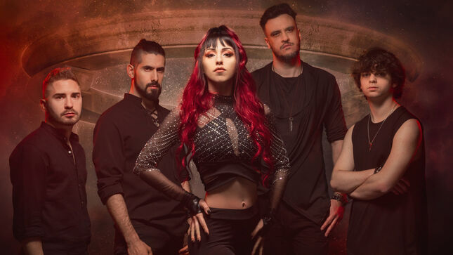 ELETTRA STORM Signs With Scarlet Records; Debut Album Due In February