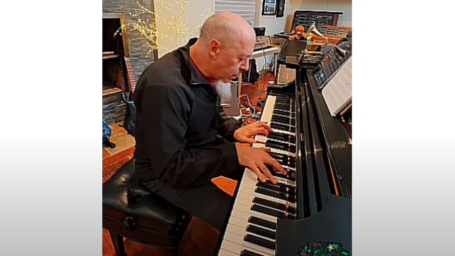 DREAM THEATER Keyboardist JORDAN RUDESS Performs "I Believe In Father Christmas" With GREG LAKE Using Moises AI (Video)