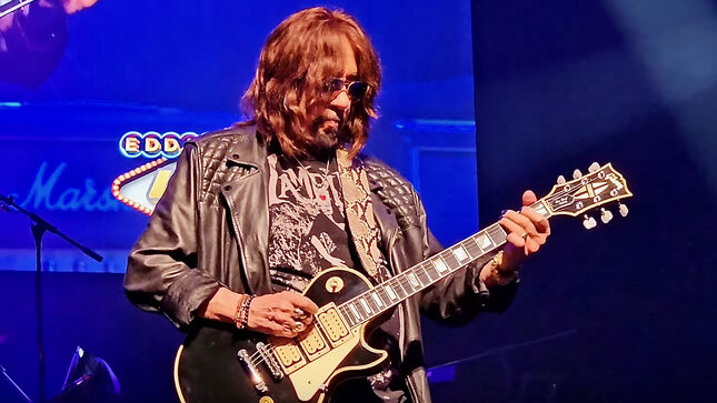 ACE FREHLEY Recalls Touring With KISS Support Acts RUSH, BLACK SABBATH, CHEAP TRICK -  "Alex Lifeson Used To Dress Up With A Bag Over His Head And We'd Just Entertain Each Other, And Get Loaded... It Was Hysterical"
