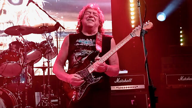 Guitarist DENNIS STRATTON Says “Never Say Never” About Reuniting With Former IRON MAIDEN Singer PAUL DI’ANNO