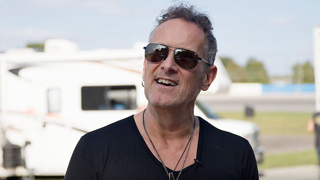 DEF LEPPARD Begin Rehearsals For Upcoming Stadium Tour; “Got Some New Songs…We’ve Never Played Live Before,” Says VIVIAN CAMPBELL