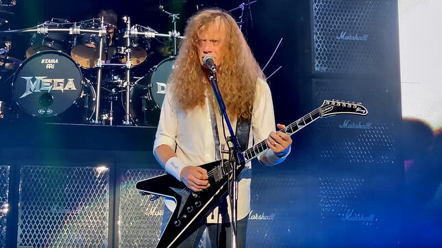 MEGADETH's DAVE MUSTAINE Delighted To Reconnect With His Sister After "Probably 20 Years" - "Life's Too Short Not To Reach Out To Loved Ones"