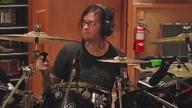 AVENGED SEVENFOLD - Drumeo Pays Tribute To Late Drummer JAMES "THE REV" SULLIVAN With Showcase Video