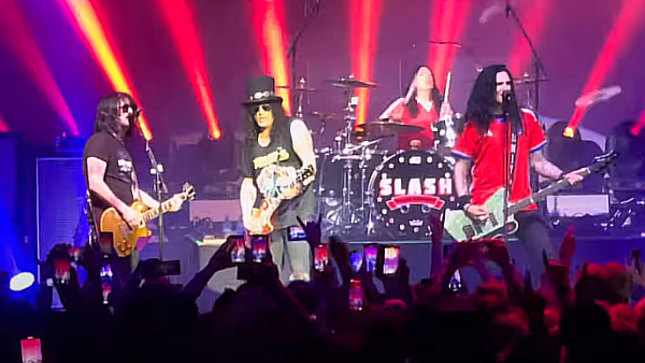 GILBY CLARKE Joins SLASH Featuring MYLES KENNEDY & THE CONSPIRATORS For GUNS N' ROSES Classic "Nightrain" In Santiago (Video)
