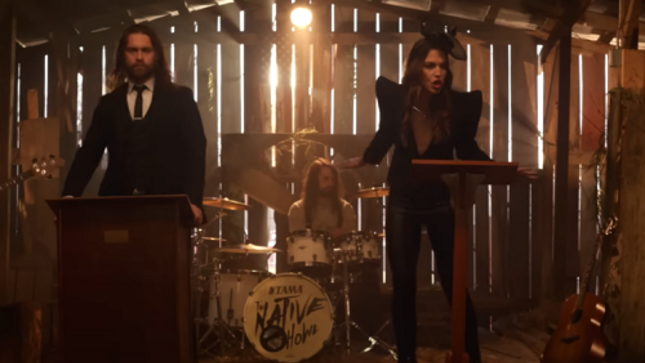 THE NATIVE HOWL Release New Single / Video "Mercy" Feat. LZZY HALE