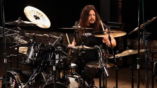 GENE HOGLAN Would Love To Jam With RUSH's GEDDY LEE & ALEX LIFESON - "I Will Take The Pepsi Challenge Playing NEIL PEART With Any Drummer On The Planet"; Video