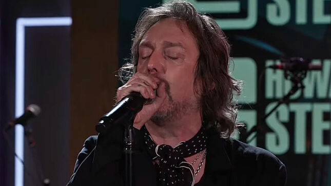 THE BLACK CROWES Cover LED ZEPPELIN's "Hey, Hey What Can I Do" Live On The Howard Stern Show; Video