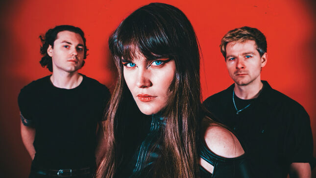 CALVA LOUISE Sign To Mascot Records And Share Video For "Under The Skin"