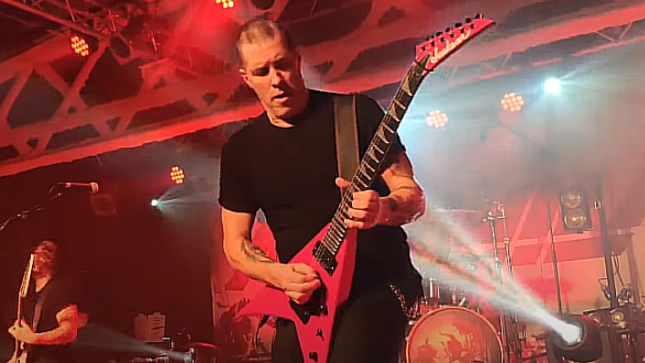 ANNIHILATOR Mastermind JEFF WATERS Shares "Stonewall" And "Wicked Mystic" Practice Clips