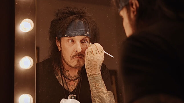 MÖTLEY CRÜE Share Official Recap Video From Secret Show In NYC