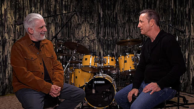 SMASHING PUMPKINS Drummer JIMMY CHAMBERLIN Featured In Career-Spanning Interview With Producer / Songwriter RICK BEATO (Video)